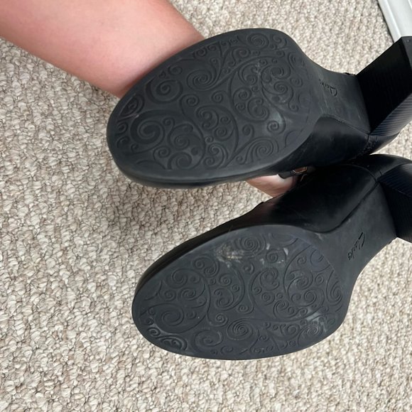 Clarks black heels strappy Mary Jane size 9 - Picture 7 of 10